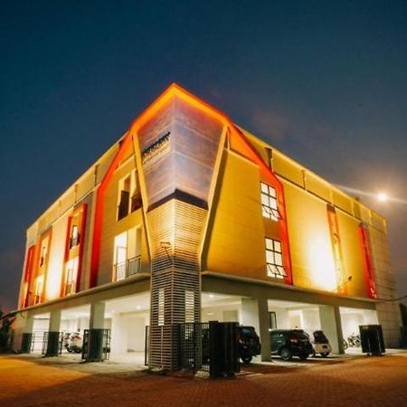 Dparagon Kalijudan Surabaya Eksteriør bilde